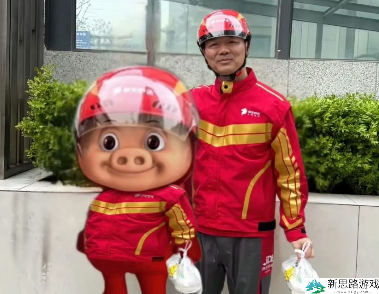 工服联动新玩法：京东外卖与猪猪侠共同打造创意跨界营销活动